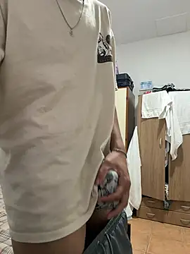 TylerWhite  online show from April 2026 06:17:02 PM