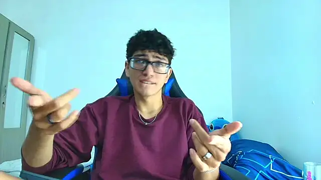 TylerWhite  online show from March 2025 03:22:02 AM