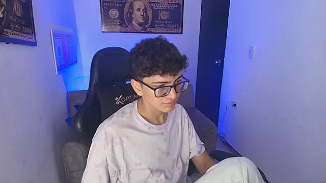 TylerWhite  online show from February 2025 03:08:01 AM