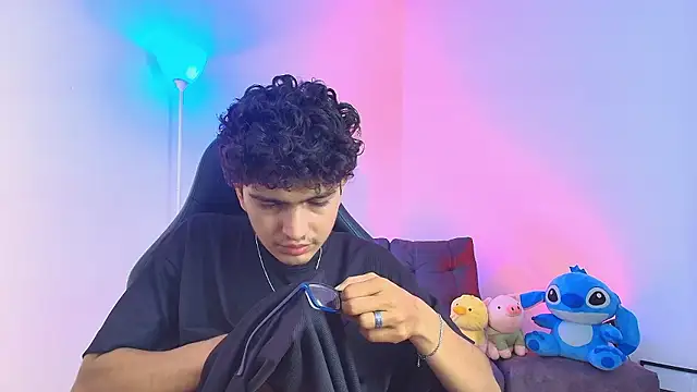 TylerWhite  online show from January 2026 01:51:01 PM