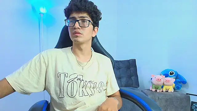 TylerWhite  online show from September 2025 06:59:02 PM