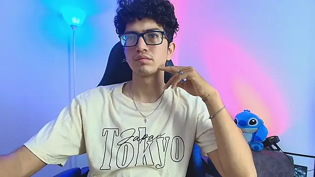 TylerWhite  online show from February 2026 09:47:01 AM