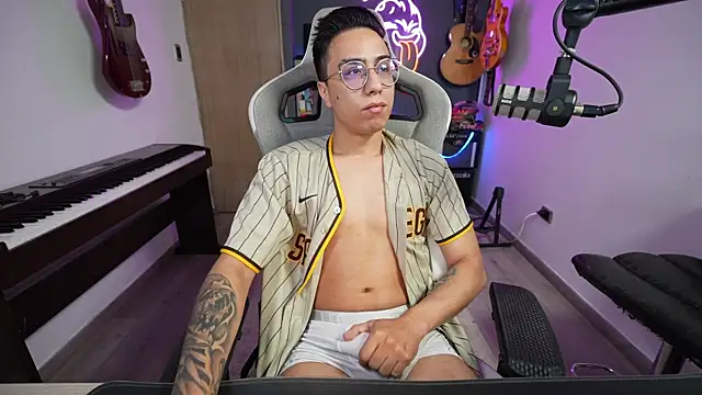 Snapshot of granxarma960 chatting on March 2025 04:47:02 AM granxarma960 online show from March 2025 04:47:02 AM