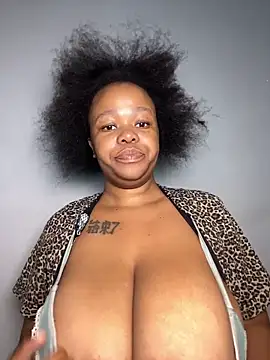 Snapshot of Mandy-101 chatting on February 2026 04:43:02 AM Mandy-101 online show from February 2026 04:43:02 AM