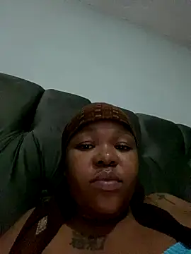 Mandy-101 online show from November 2025 05:01:02 PM