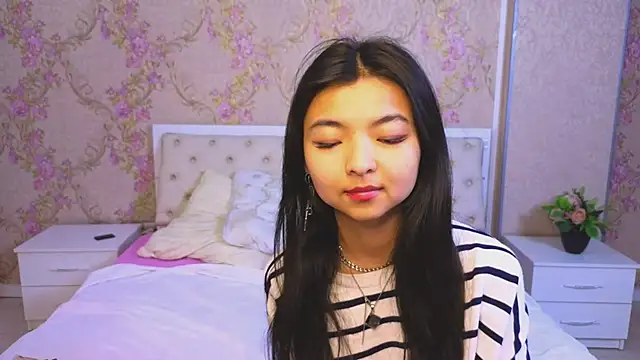 Shy Kira online show from January 2025 06:32:02 PM