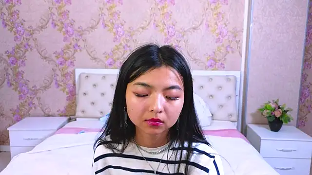 Shy Kira online show from January 2025 06:56:01 PM