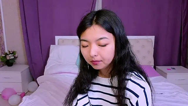 Shy Kira online show from February 2025 12:38:01 PM