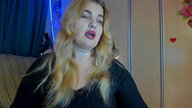 CoraSwon online show from March 2026 02:19:02 PM