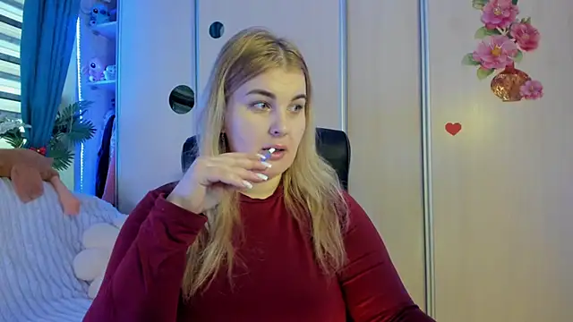 CoraSwon online show from February 2026 07:27:01 AM