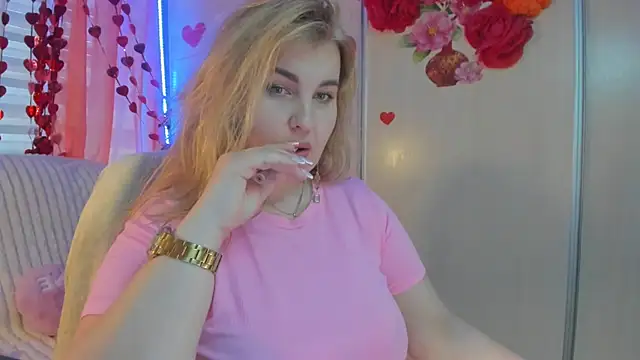 Snapshot of CoraSwon chatting on February 2025 07:30:02 AM CoraSwon online show from February 2025 07:30:02 AM