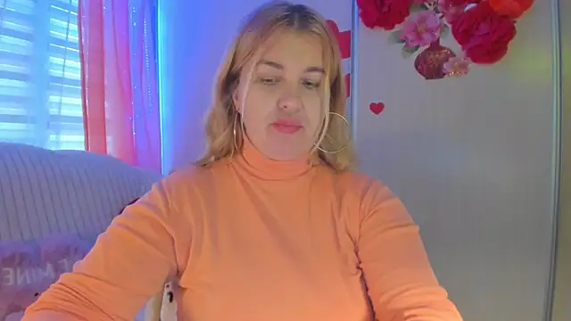 Snapshot of CoraSwon chatting on March 2025 08:50:02 AM CoraSwon online show from March 2025 08:50:02 AM