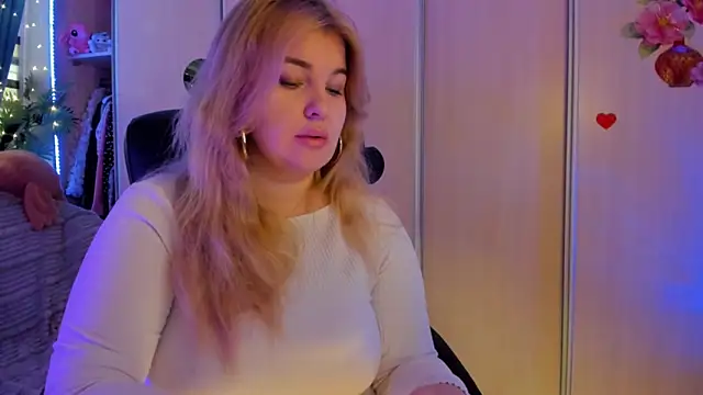 CoraSwon online show from February 2026 07:28:01 AM