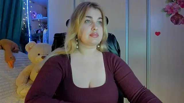 CoraSwon online show from March 2026 05:31:02 PM