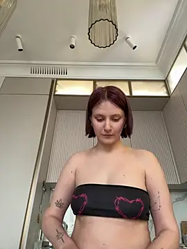 Snapshot of realpurrr chatting on April 2026 12:12:01 PM realpurrr online show from April 2026 12:12:01 PM