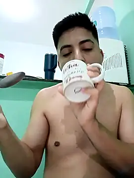 Snapshot of Fiel77 chatting on December 2025 09:40:01 PM Fiel77 online show from December 2025 09:40:01 PM