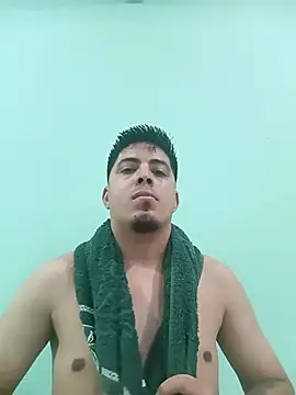 Snapshot of Fiel77 chatting on May 2026 10:25:01 PM Fiel77 online show from May 2026 10:25:01 PM