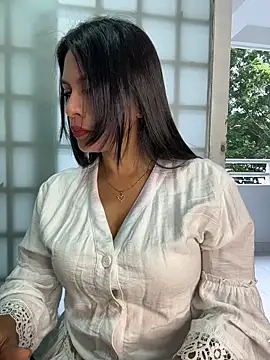 Sofia Convers online show from February 2026 12:58:02 PM