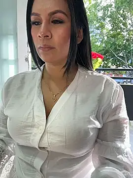 Snapshot of Sofia_Convers chatting on May 2026 12:34:01 PM Sofia Convers online show from May 2026 12:34:01 PM