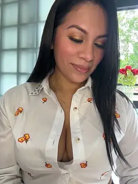 Snapshot of Sofia_Convers chatting on May 2026 01:10:02 PM Sofia Convers online show from May 2026 01:10:02 PM