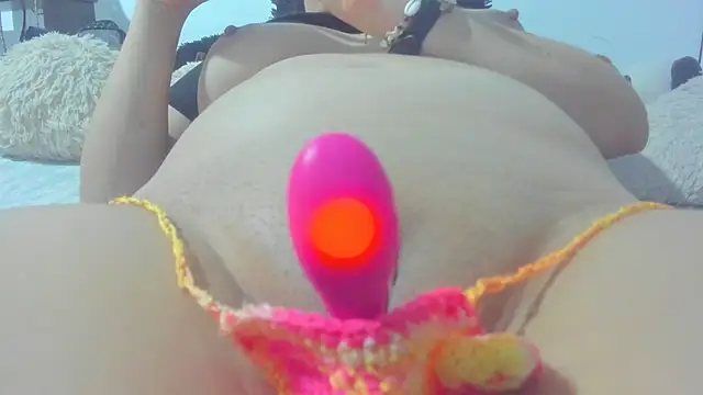 KarelySexy online show from July 2026 04:12:02 AM