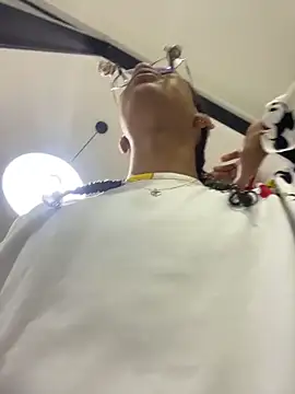 Maxim-Walker online show from November 2025 02:44:02 AM