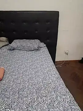 littlebrunett online show from March 2025 12:12:01 PM