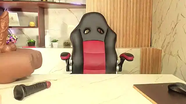 AmberNix online show from April 2026 07:58:02 PM