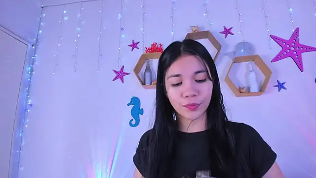 Snapshot of Emiily_Parkerr chatting on October 2025 03:08:01 AM Emiily Parkerr online show from October 2025 03:08:01 AM