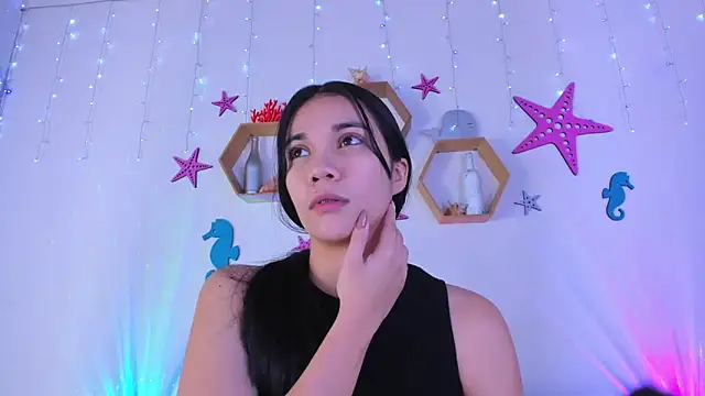 Emiily Parkerr online show from November 2025 03:05:01 AM