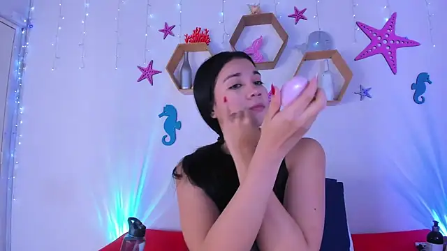 Emiily Parkerr online show from February 2026 03:13:02 AM