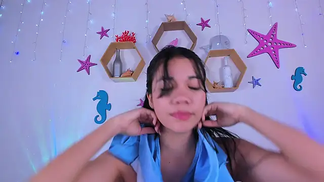 Snapshot of Emiily_Parkerr chatting on September 2025 03:09:02 AM Emiily Parkerr online show from September 2025 03:09:02 AM