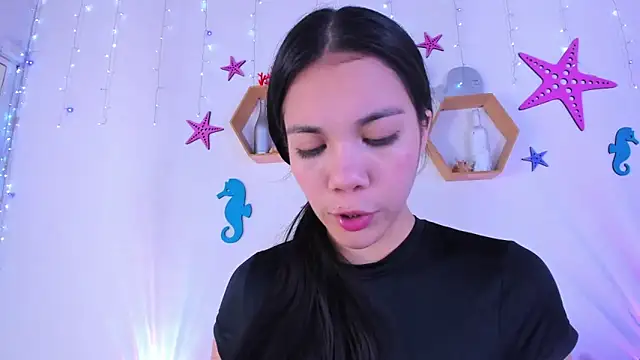 Emiily Parkerr online show from November 2025 03:01:02 AM