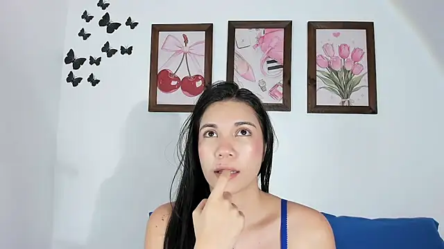 Emiily Parkerr online show from April 2026 11:11:01 PM