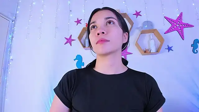 Emiily Parkerr online show from November 2025 03:10:02 AM