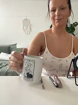 Snapshot of Off__Melonenmandy chatting on April 2026 06:14:01 AM Off Melonenmandy online show from April 2026 06:14:01 AM