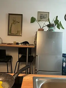 Snapshot of Off__Melonenmandy chatting on April 2026 06:53:01 AM Off Melonenmandy online show from April 2026 06:53:01 AM