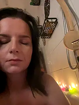 Off  Melonenmandy online show from November 2025 04:28:01 PM