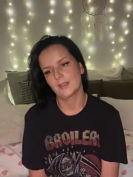 Snapshot of Off__Melonenmandy chatting on February 2026 05:56:02 PM Off Melonenmandy online show from February 2026 05:56:02 PM