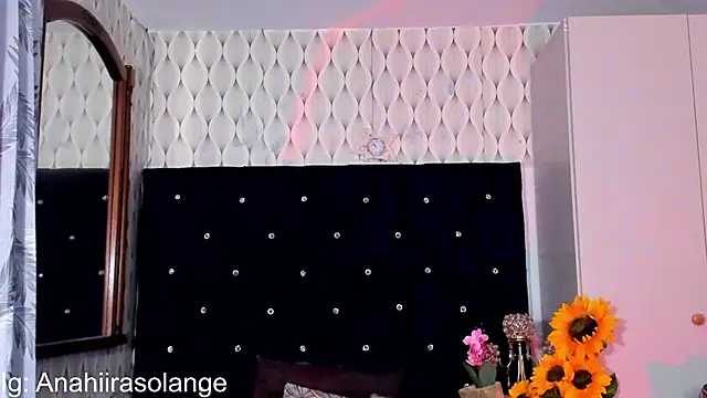 anahira solange 1b online show from February 2025 05:37:01 AM