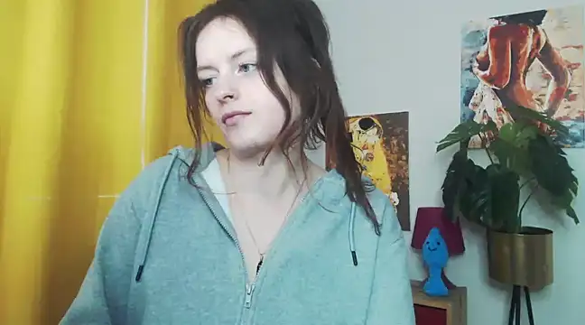 juicyNadine online show from February 2025 09:30:02 AM