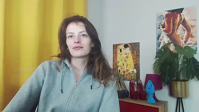 juicyNadine online show from September 2025 04:41:01 AM