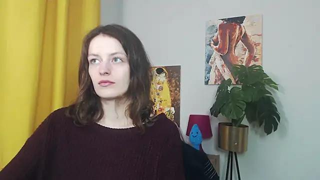 Snapshot of juicyNadine chatting on November 2025 05:56:01 AM juicyNadine online show from November 2025 05:56:01 AM