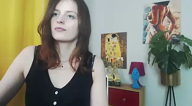 juicyNadine online show from February 2025 12:38:01 PM