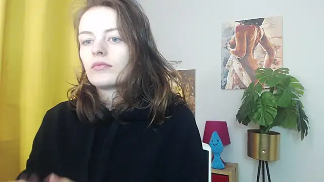 Snapshot of juicyNadine chatting on November 2025 05:51:02 AM juicyNadine online show from November 2025 05:51:02 AM