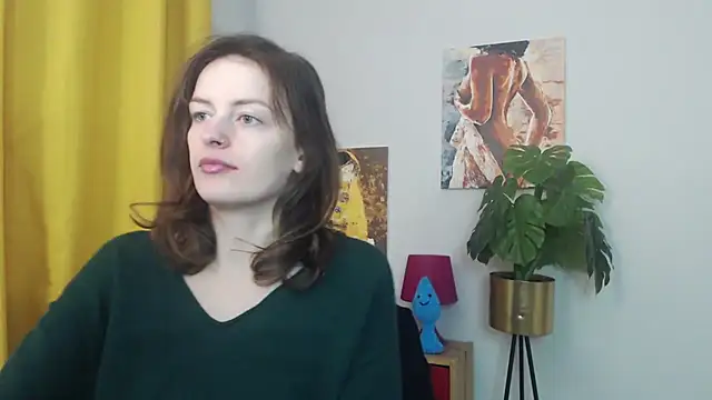 Snapshot of juicyNadine chatting on November 2025 05:51:02 AM juicyNadine online show from November 2025 05:51:02 AM