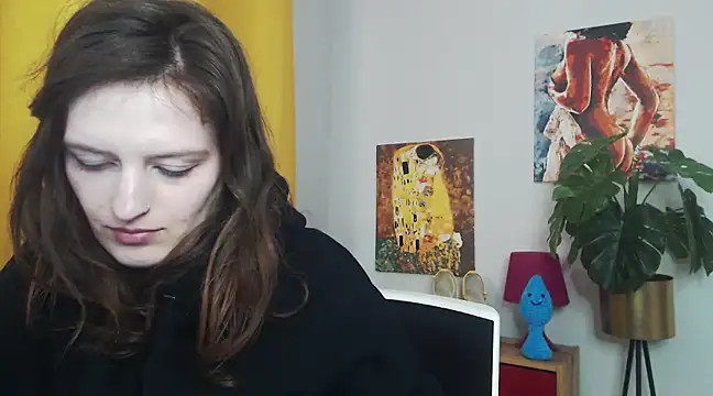 juicyNadine online show from March 2025 09:23:02 AM