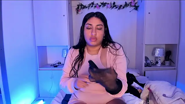 CANDYGABYY online show from May 2026 07:39:01 PM
