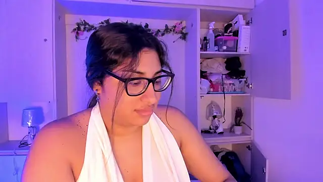 CANDYGABYY online show from June 2026 07:36:02 PM