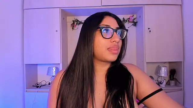 CANDYGABYY online show from May 2026 08:06:03 PM